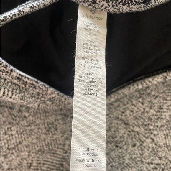 Lululemon Tank - Picture 5 of 7